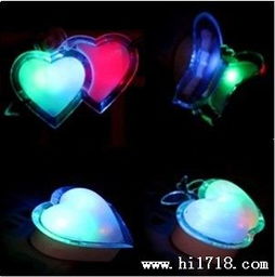 璀璨光影，點(diǎn)亮溫馨夜晚 智能遙控愛心小夜燈廠家直銷，細(xì)節(jié)盡顯品質(zhì)
